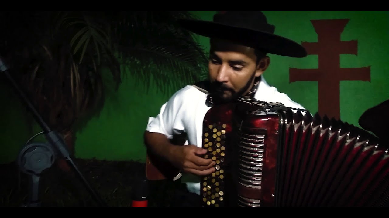 Paraje Bandera Bajada - Desidério Souza
