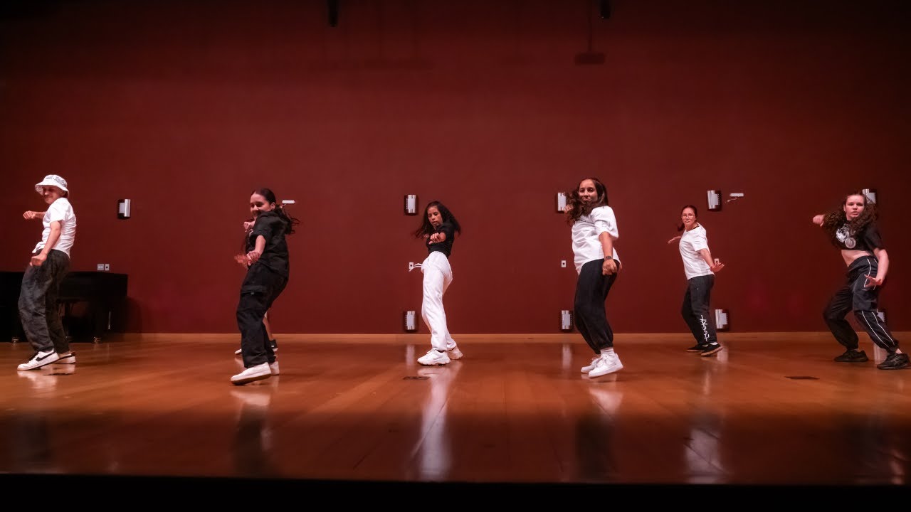 Festival CIA de Dança: Grupo Danças Urbanas