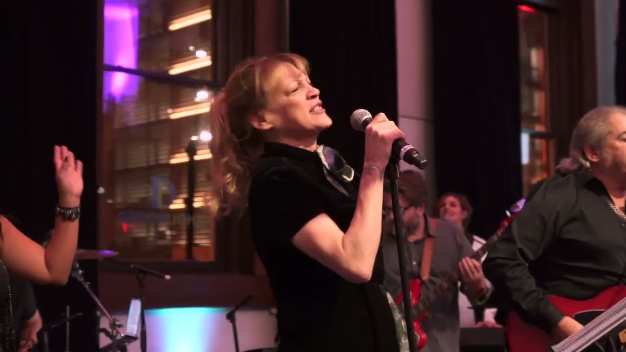 Celebrity Sit-In: Billy Burnette and Bekka Bramlett formerly of Fleetwood Mac with Maggie Speaks