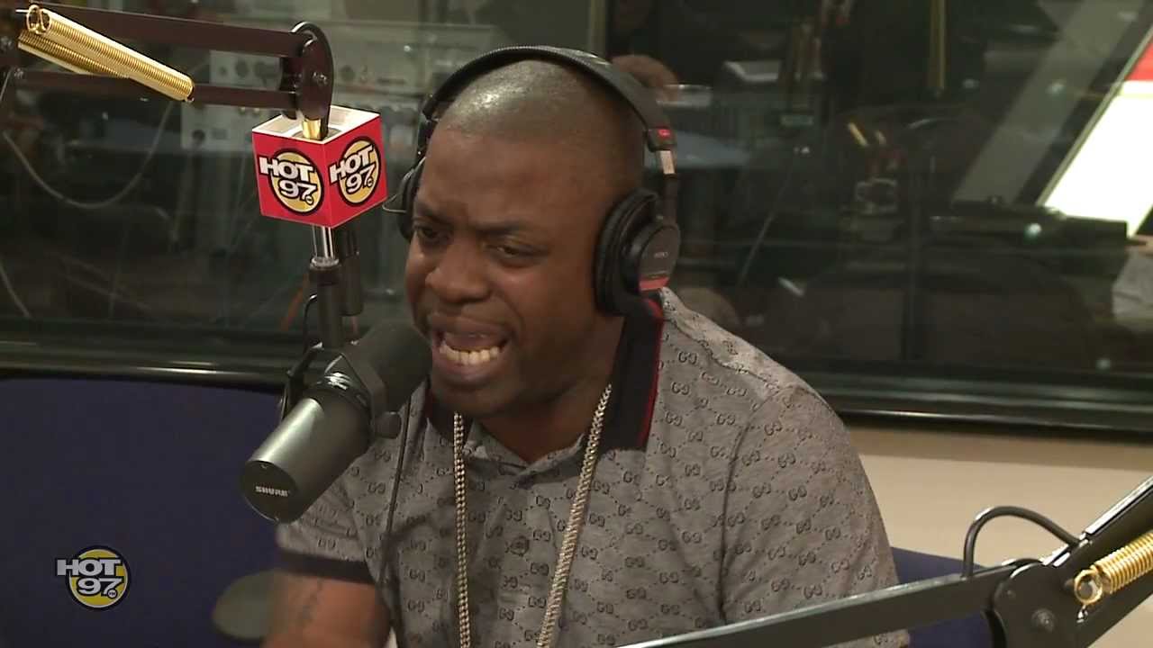 Дядя Мёрда фристайлит на Funk Flex
