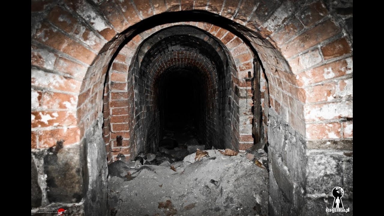 FORT NYSA I TRUP W KORYTARZU PODZIEMNYM