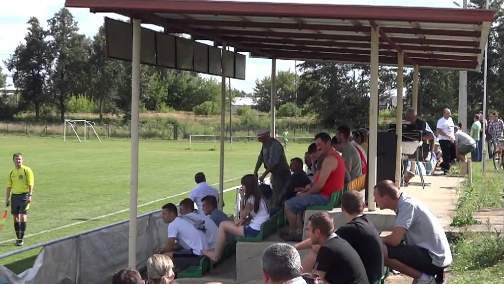 Bramka dla MKS Małkinia z meczu z Wektra Zbuczyn 1:1. 15.08.2013 Liga Okręgowa