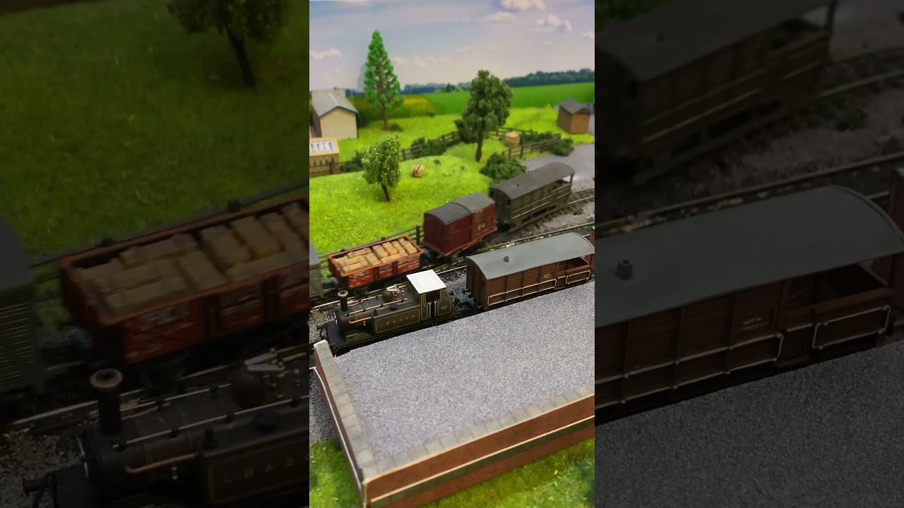 GWR 57xx pannier leaving the station with a short goods train #shorts  #railway