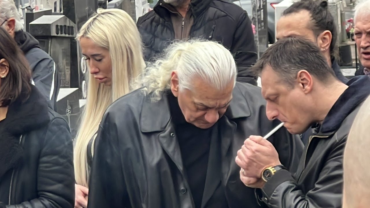 Futa se oprostio od sina Laće tihom porukom i jakim simbolom, pa mu zapalio cigaretu