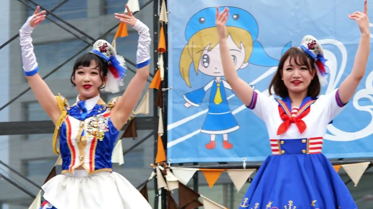 横浜マリンロケット in 秋の運河花火まつり