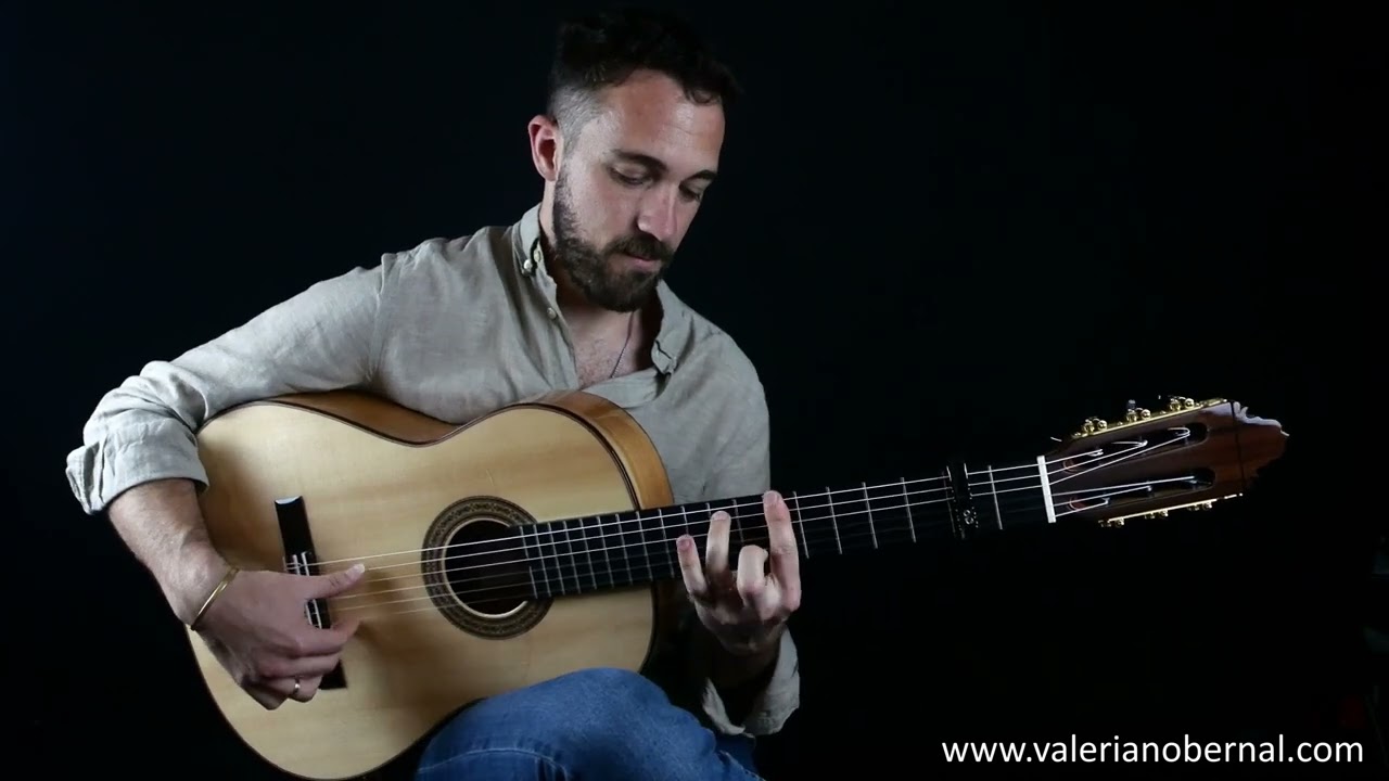 Valeriano Bernal Al Alba 50 Aniversario Abeto / Valeriano Bernal Al Alba 50 Aniversario Spruce