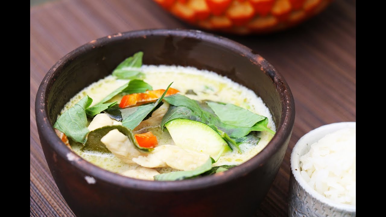 Poulet au curry vert, recette de cuisine thaï traditionnelle