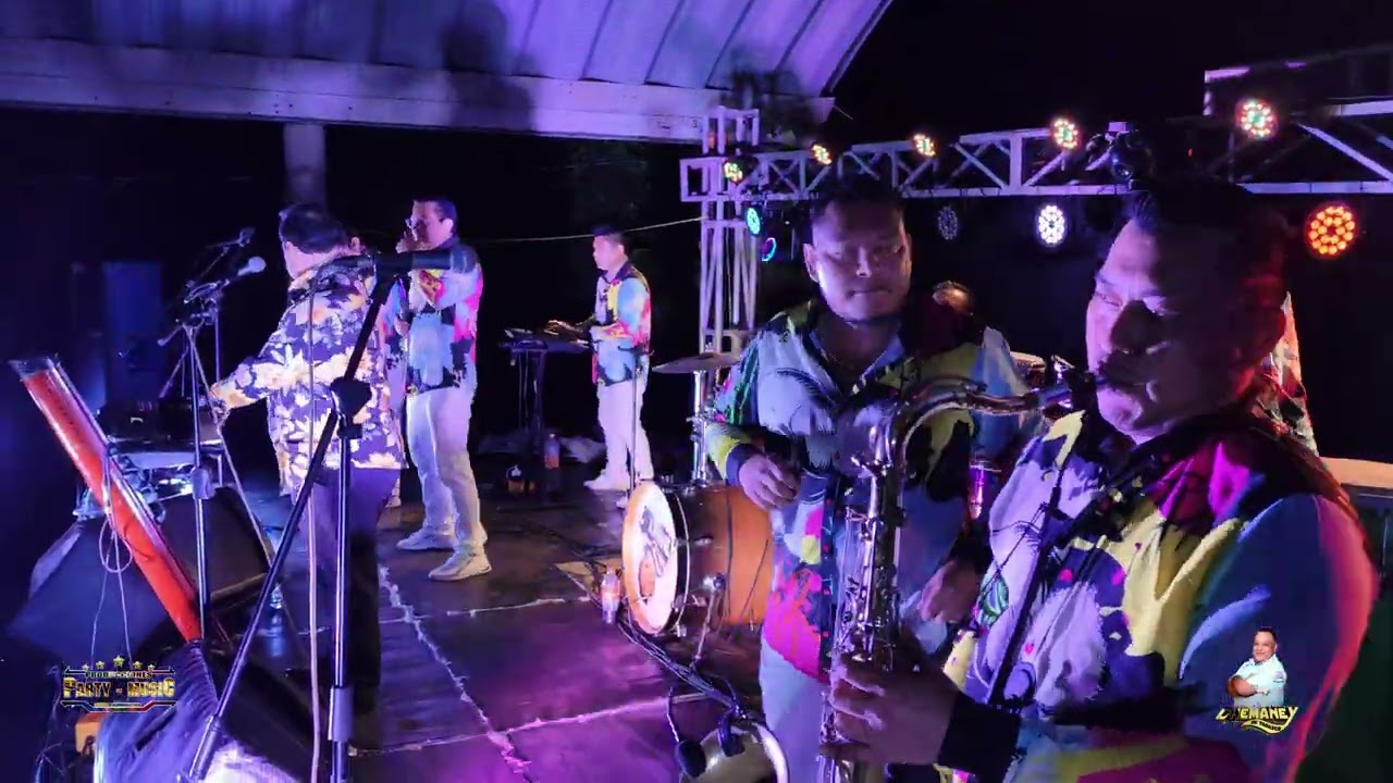 CUMBIAS SUAVECITAS-Chemaney De Tabasco - En Vivo Buena Vista 2da