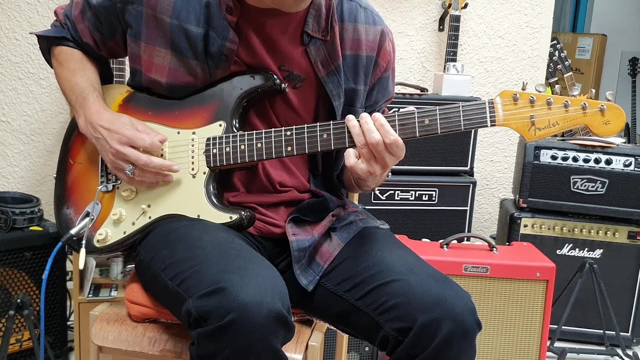 Fender Stratocaster 61' vs 65'