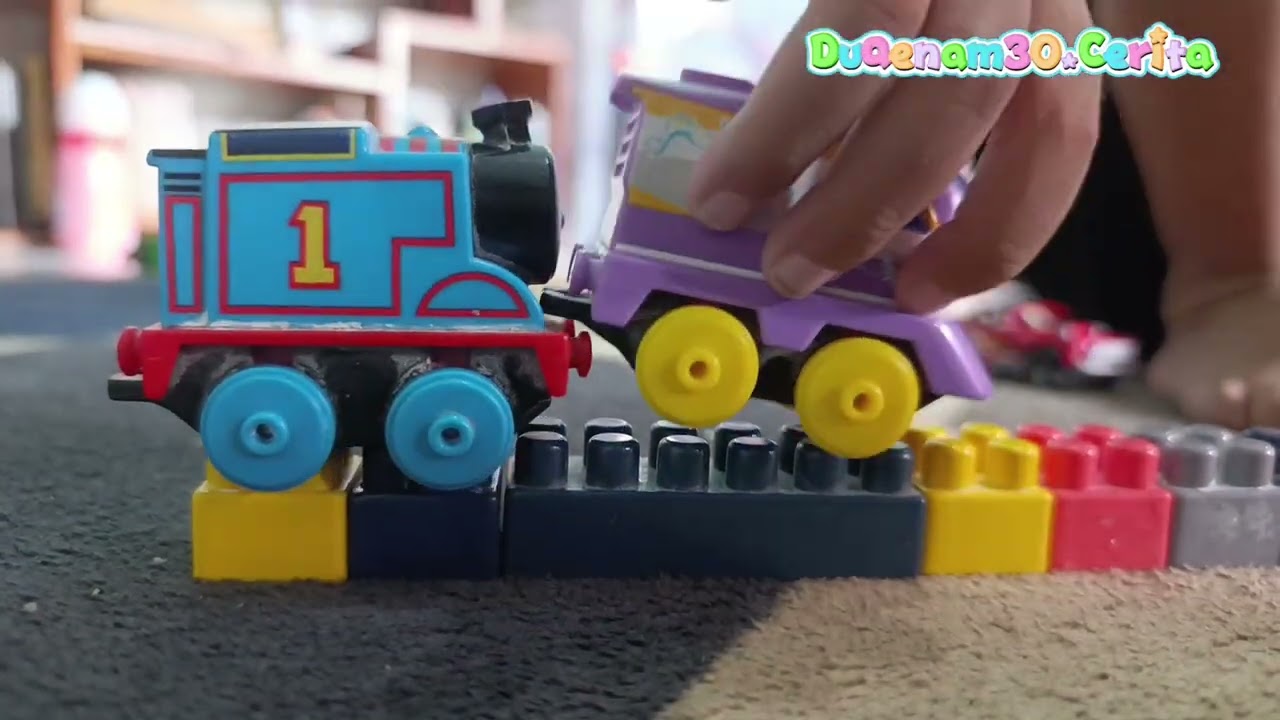 Ayo main bersama Kereta Api Thomas, Kereta Api Persi dan Kereta Api Kana. Tuttt 
