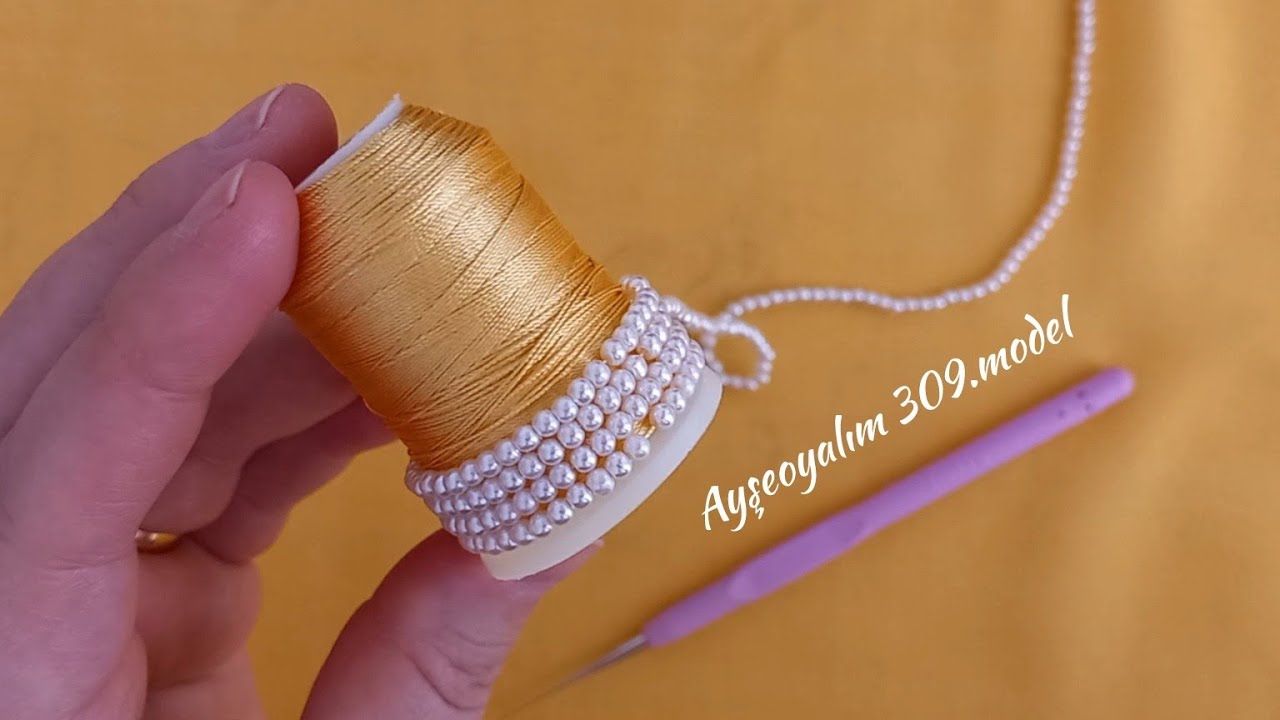 (@ayseoyalim )309.model Yılların eskitemediği tek renk tek sıra incili tığ oyası 