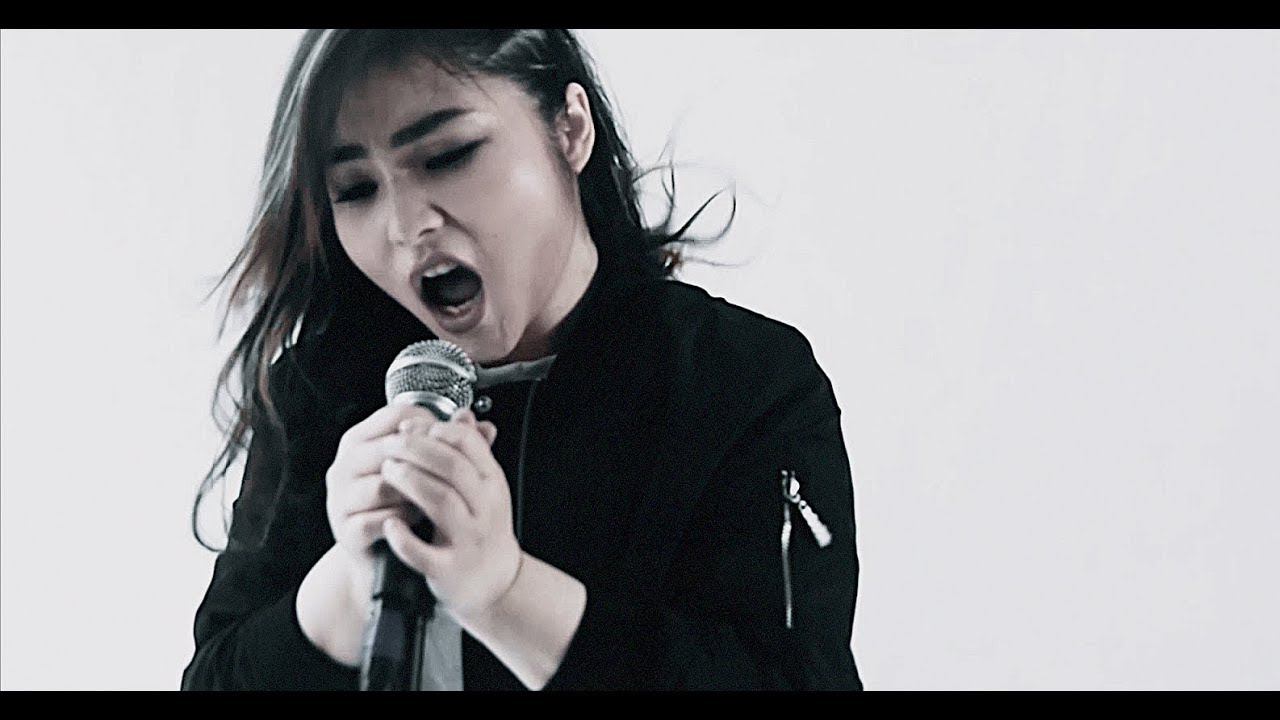 WINDRUNNER - Sakura (feat. Yul of End These Days) (OFFICIAL MUSIC VIDEO)