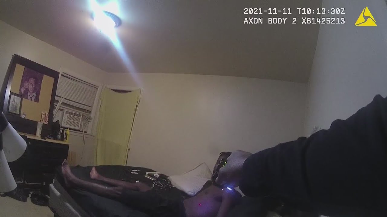 Man accuses Riverdale police officers of excessive force