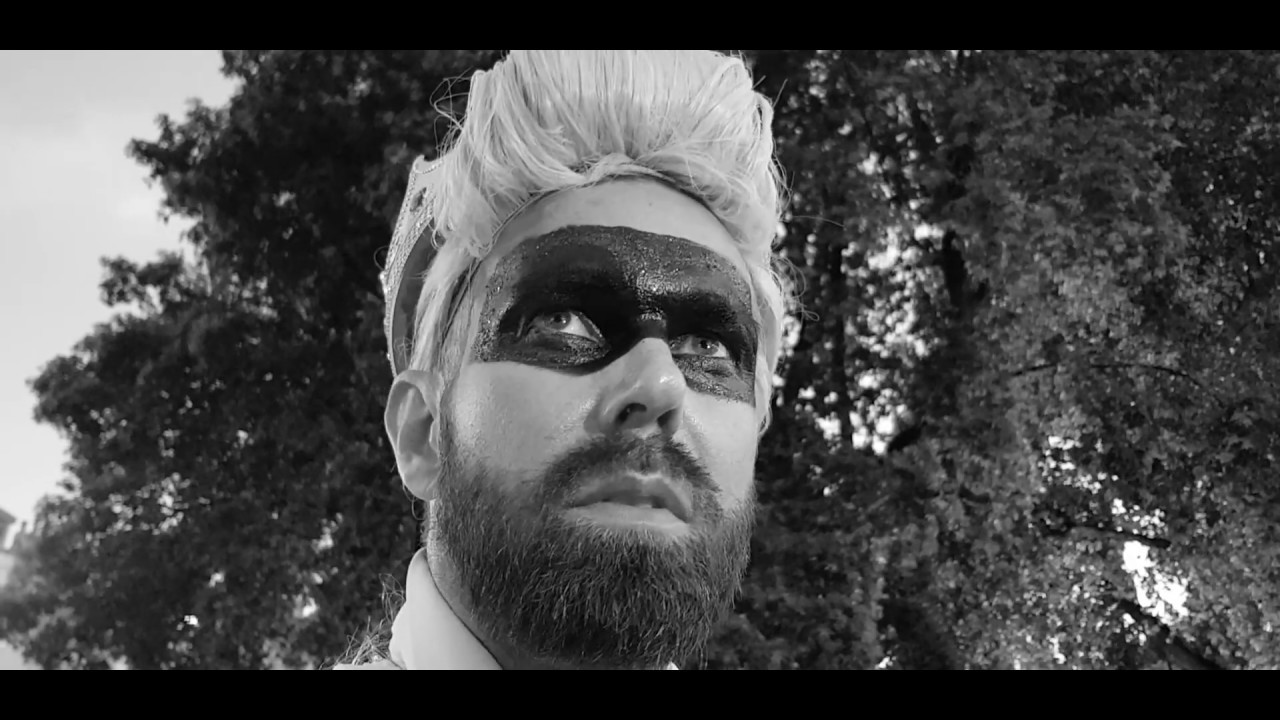 Italove - The Mirror (Official Video)