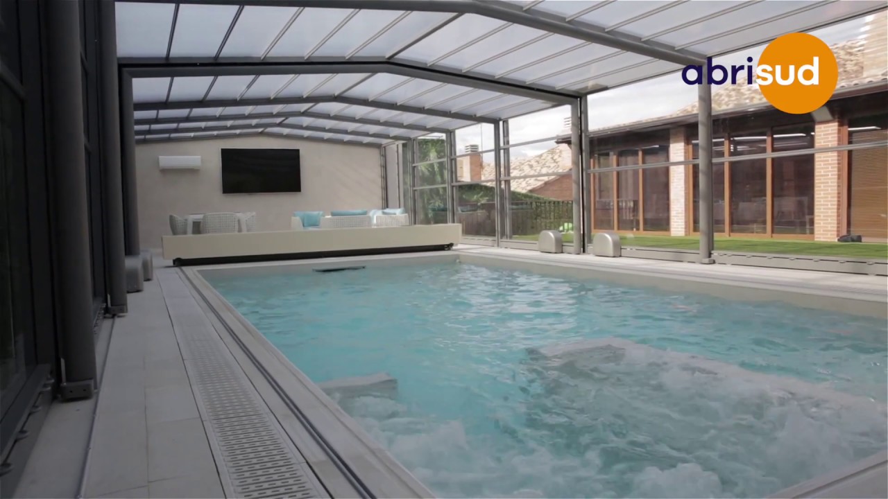 Abris de piscine haut avec couverture 4 saisons
