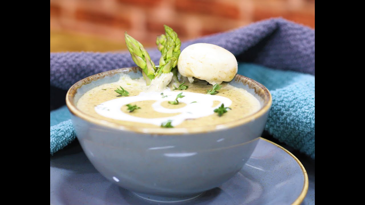 شوربة الفطر مع الهليون بالكريمة  كثير طيبة وسهلة mushroom with asparagus soup