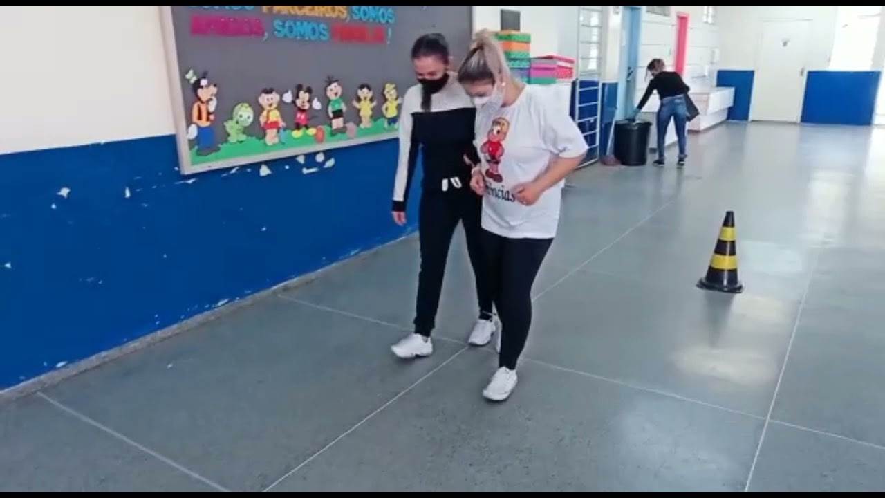 Corrida dos p&eacute;s amarrados - Piquenique da Fam&iacute;lia 2021