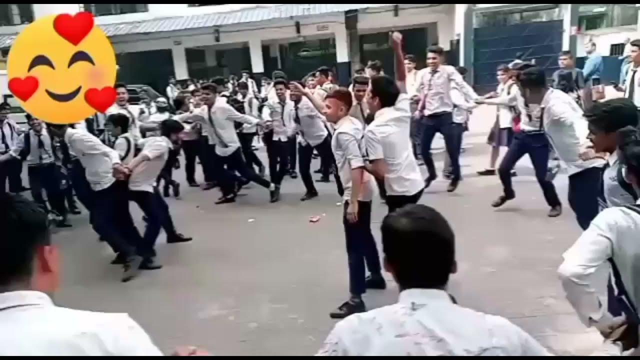 school life enjoy days 😊😊 | school friends | school | college days | school farewell |