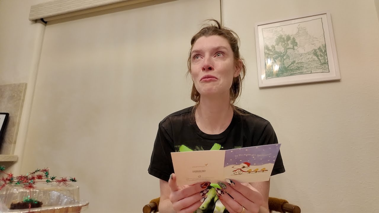christmas gift made me cry (vlogmas day 18)