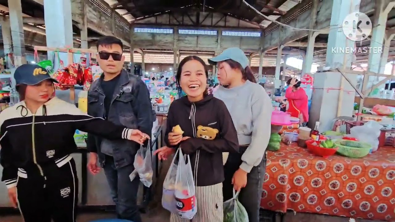 มาจ่ายตลาดเตรียมของวันพรุ่งนี้ขึ้นบ้านใหม่
