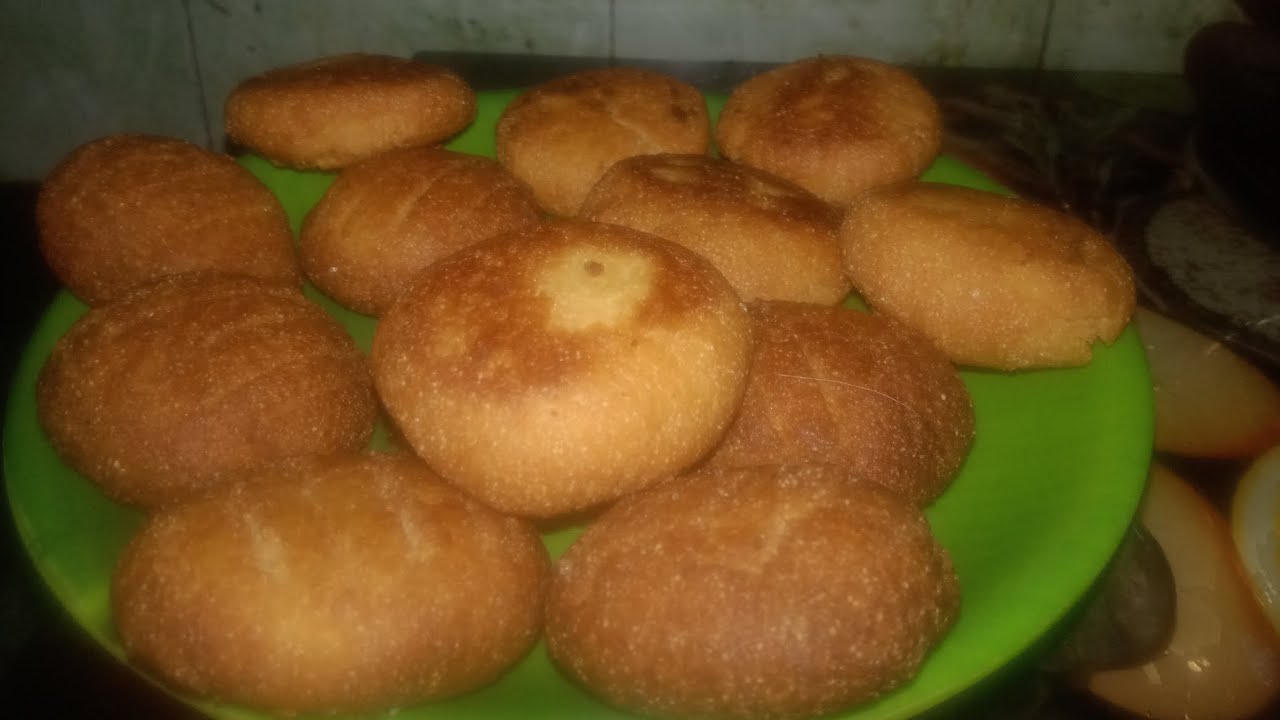 চা চাপিয়ে বানিয়ে নিন সুজির মুচমুচে খাস্তা বিস্কুট 