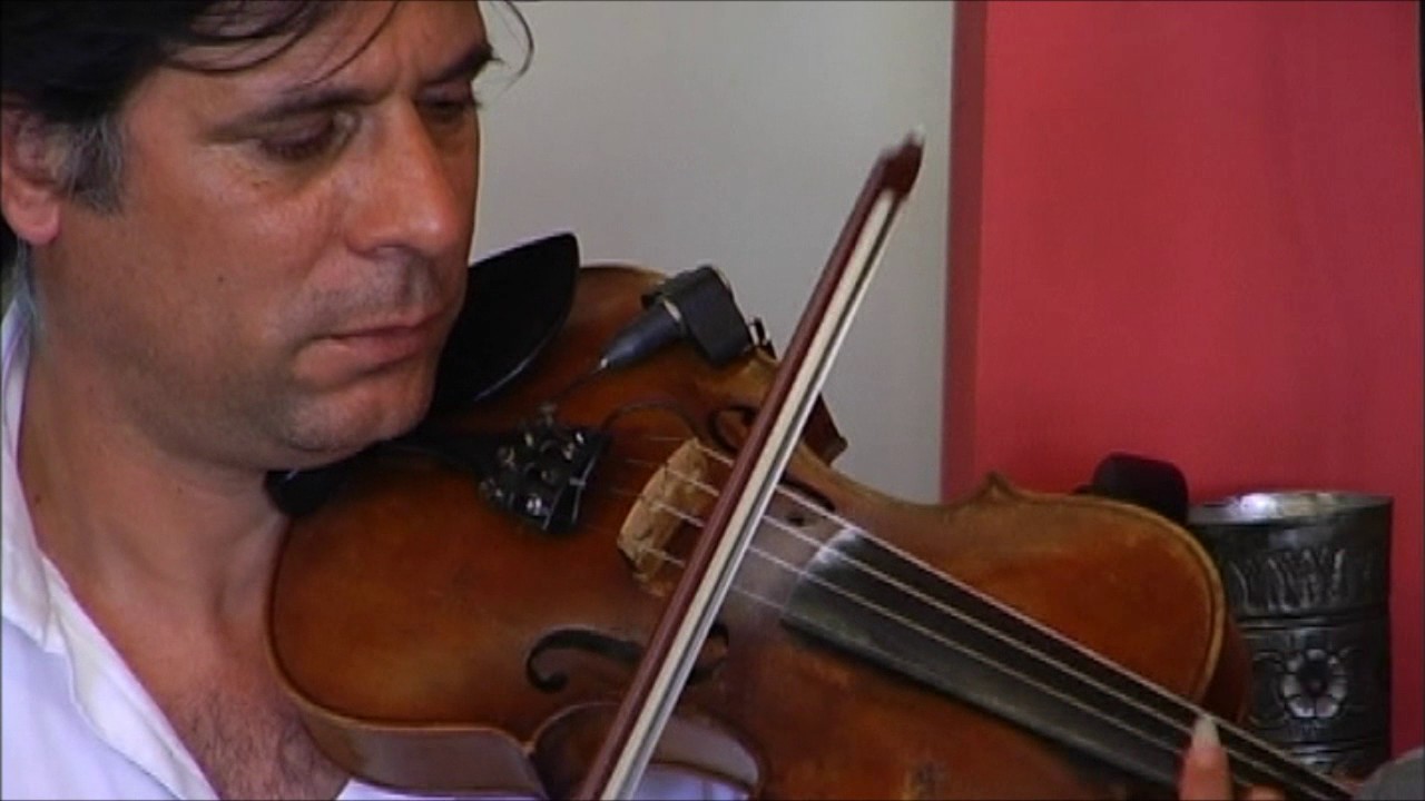040. Kaba με βιολι  Luan Huse ή Βαγγ. Λοάνης 24 3 2012