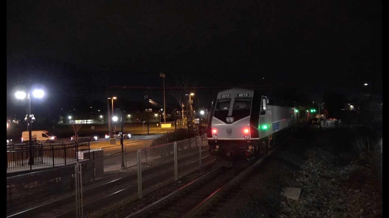 New Jersey Transit & Norfolk Southern H70 At Plauderville Station