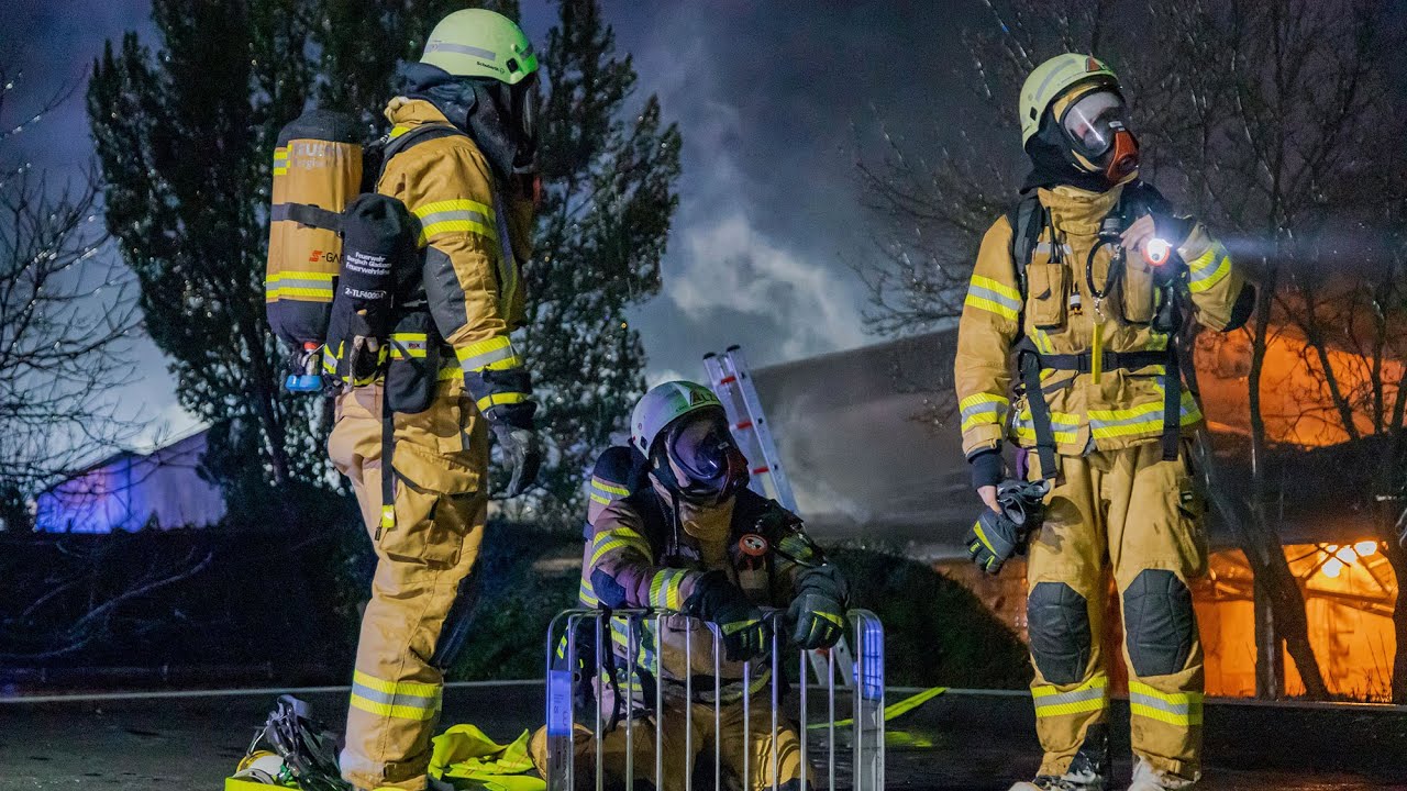 Jahresrückblick 2022 der Feuerwehr Bergisch Gladbach in Bildern