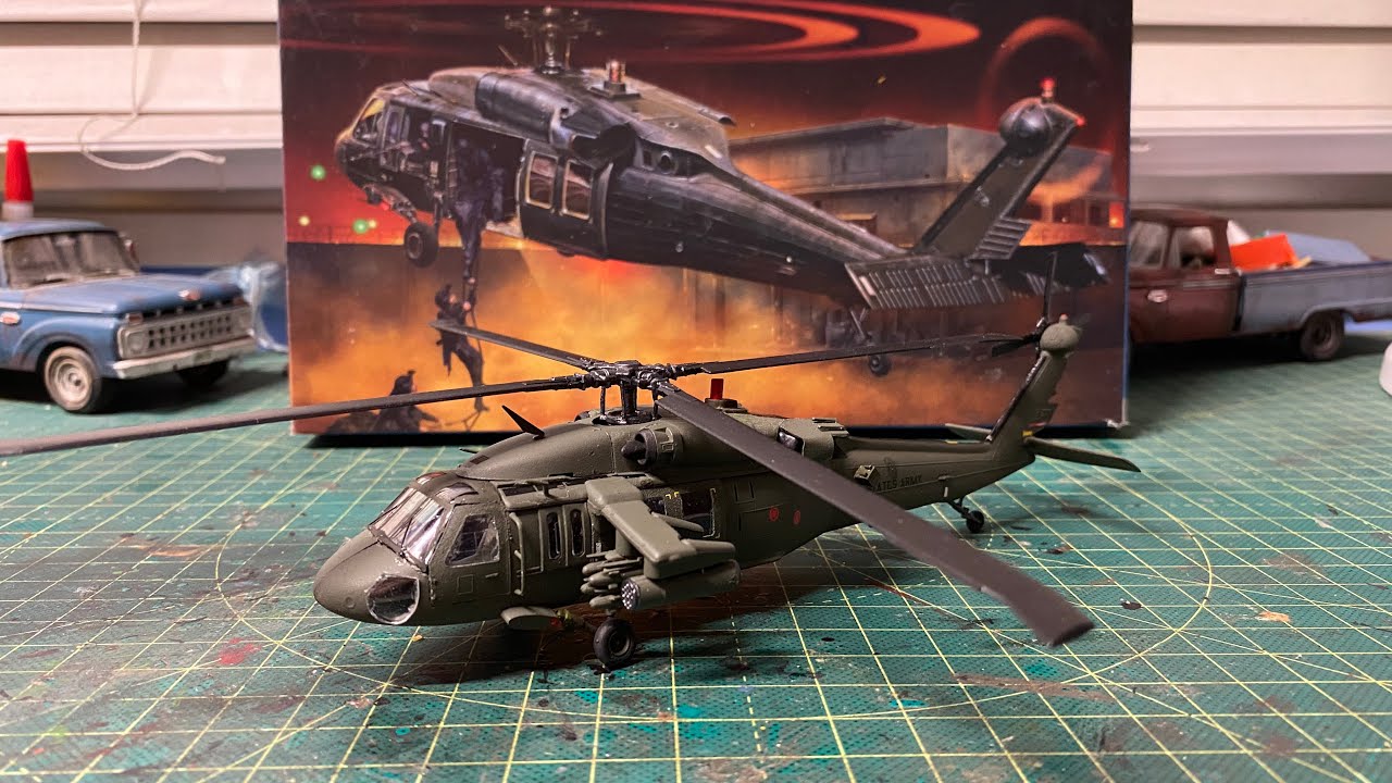 SLIDESHOW: Italeri 1/72 Sikorsky UH-60 Black Hawk Helicopter