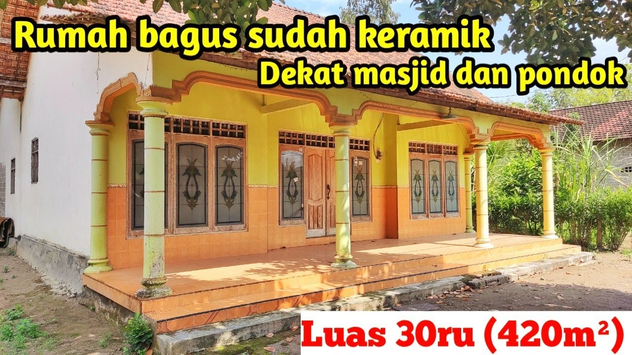 Rumah bagus muka lebar kayu full jati dan sudah di keramik lingkungan ramai dekat Pondok Gus Iqdam