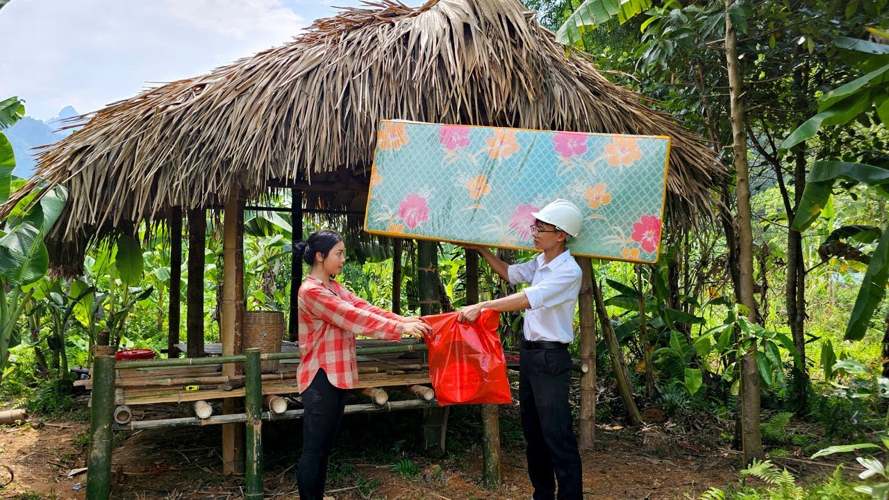 A Kind Engineer's Wonderful Gift for a Poor Single Girl. Will They Be Together? | Ly Tieu Phuong