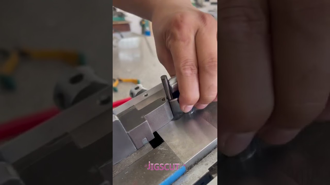 Cutting dies for packing and printing