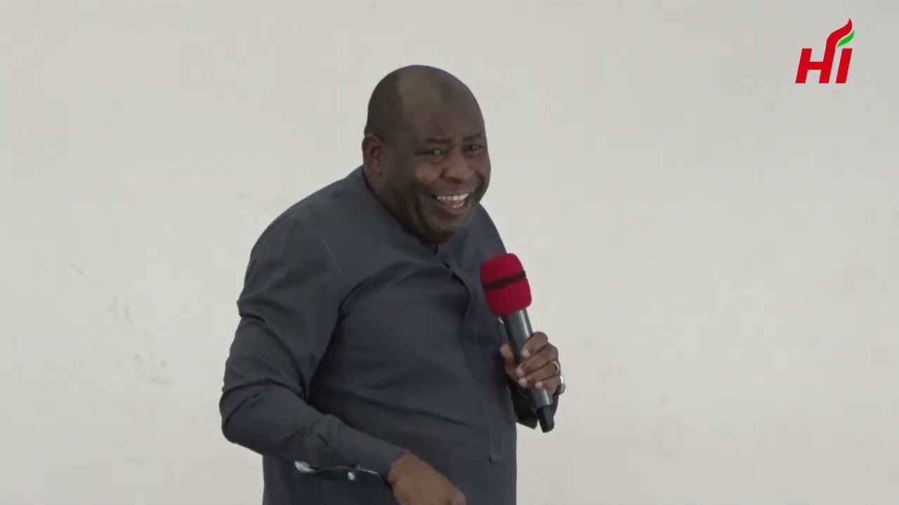 IGITURIRE KIRI UBWOKO BWINSHI//PRESIDENT ARATANGA AKARORERO