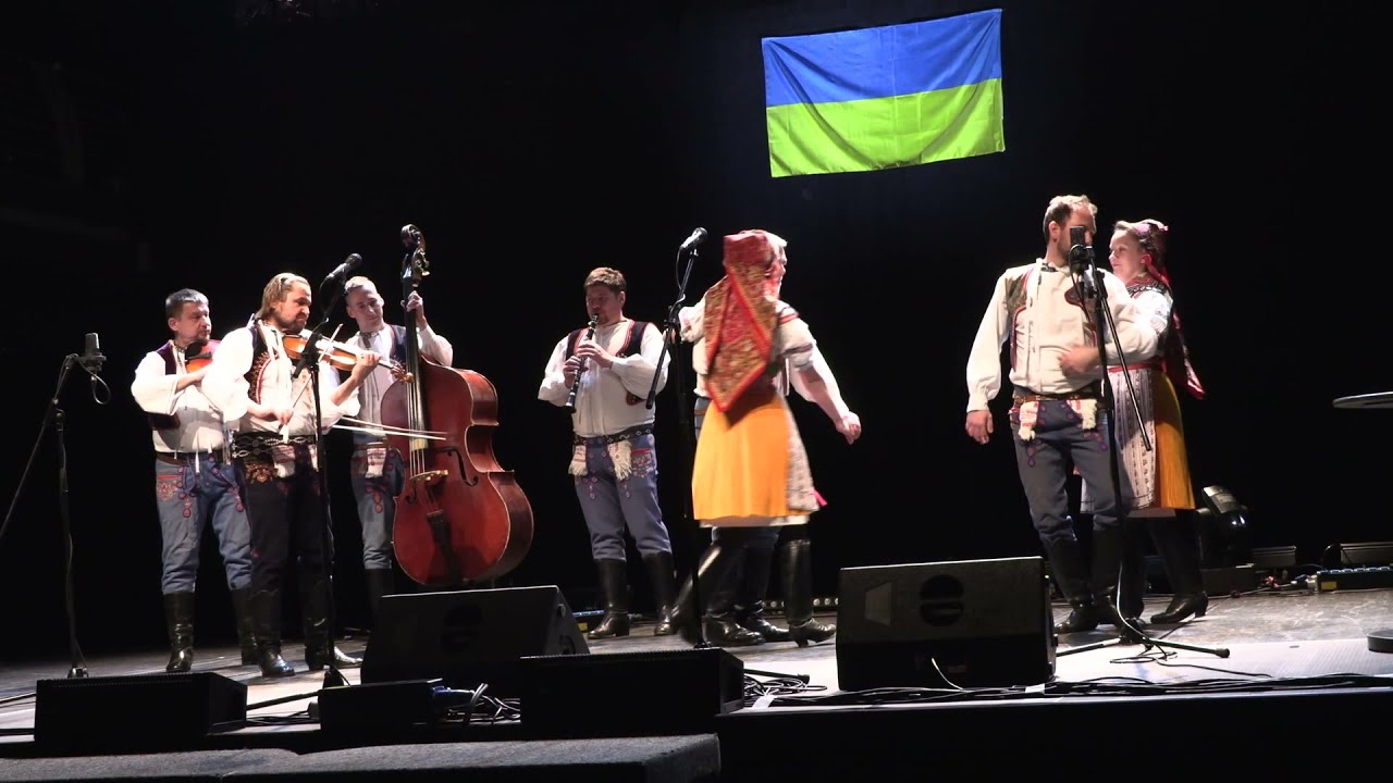 PRAHA-KONCERT PRO UKRAJINU v divadle ARCHA (Horňácká hudecká muzika s primášem Liborem Supem)