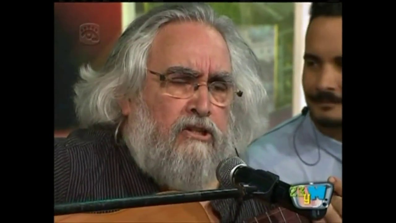 Pedro Luis Ferrer - En la Luna