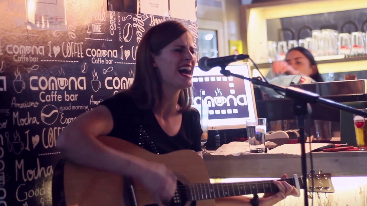 Smak - El Dumo (Jovana Milanov live at Comuna Caffe)