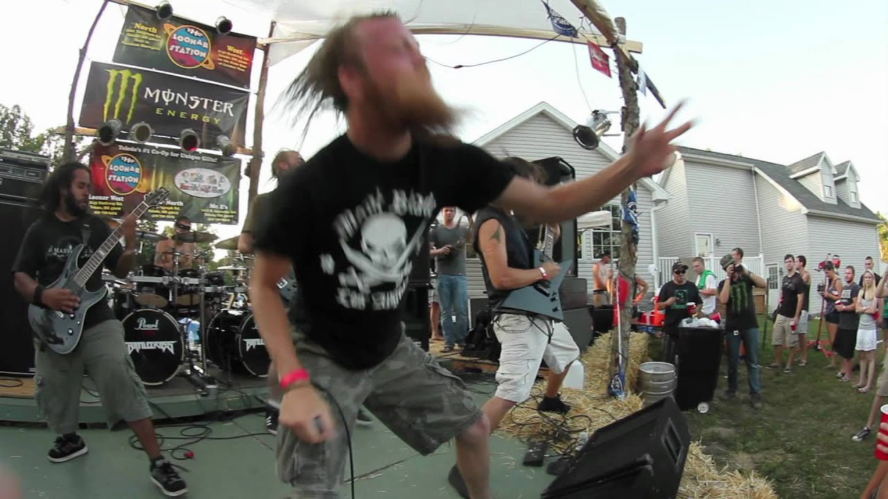 Battlecross - Push Pull Destroy [Live] at Ben's Backyard BBQ!