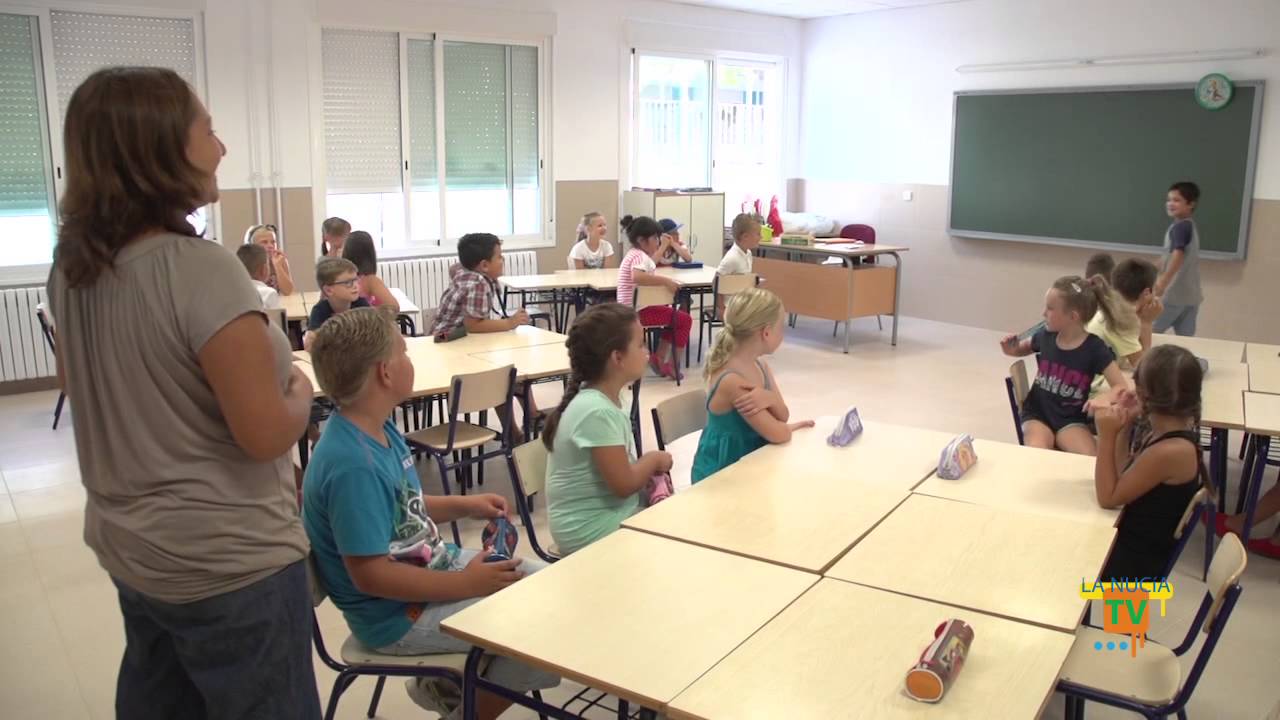 03/09/14 - 2.367 alumnos inician hoy las clases en Infantil, Primaria y Secundaria en La Nucía