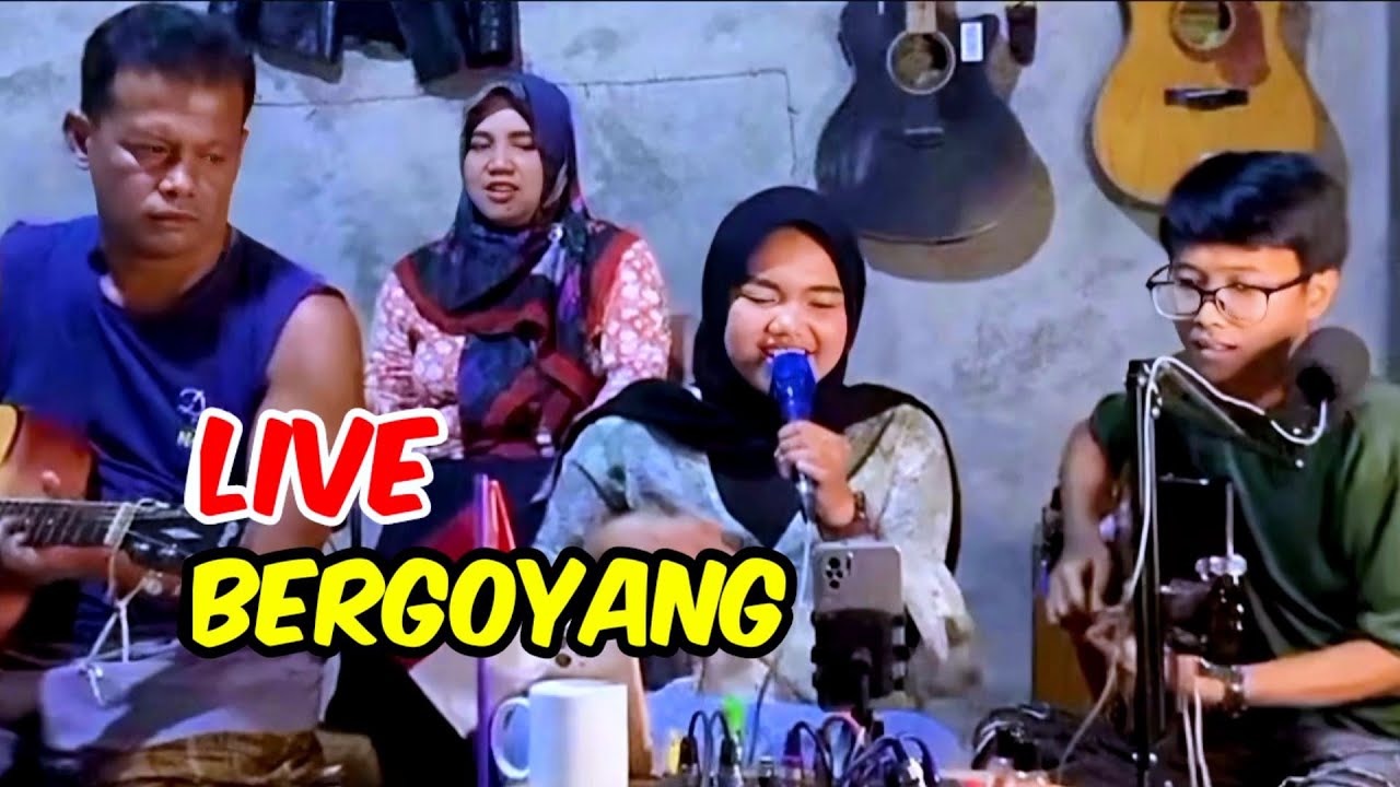 Bukan yang pertama enak di dengar live keluarga