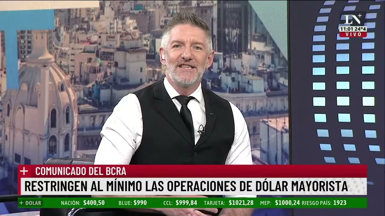 El momento de la agresión a Milei; buscan al hombre que le tiró el botellazo
