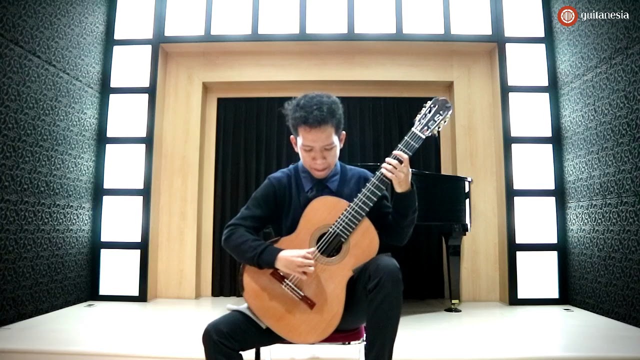 Roby Handoyo plays 'Suburbio' by Carlos Moscardini - Live!