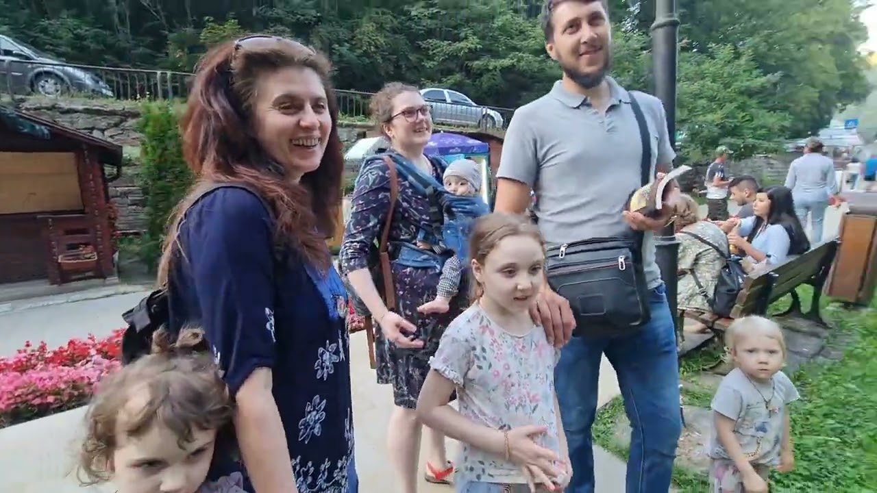 PENSIUNEA Miruna... La Slănic Moldova.