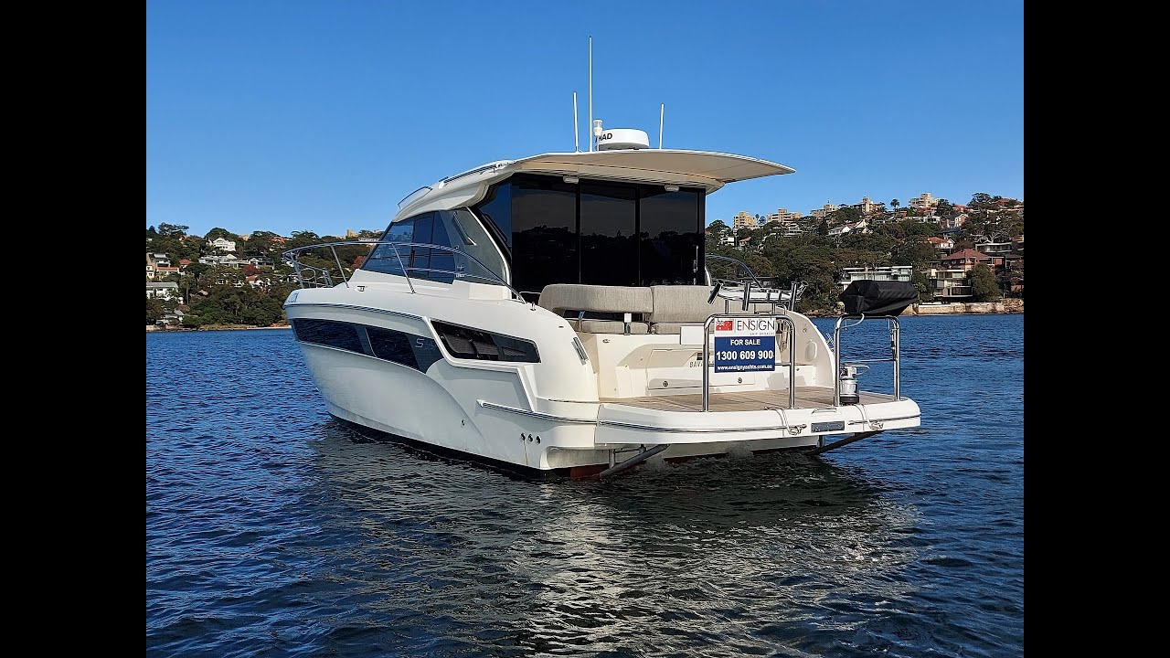 2018 Bavaria S40 Coupe - Ensign Yachts (EPM 854)