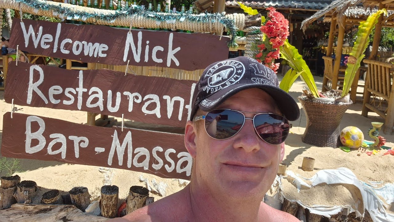 Khao lak Thailand: kollar Nick resturang på änden av stranden