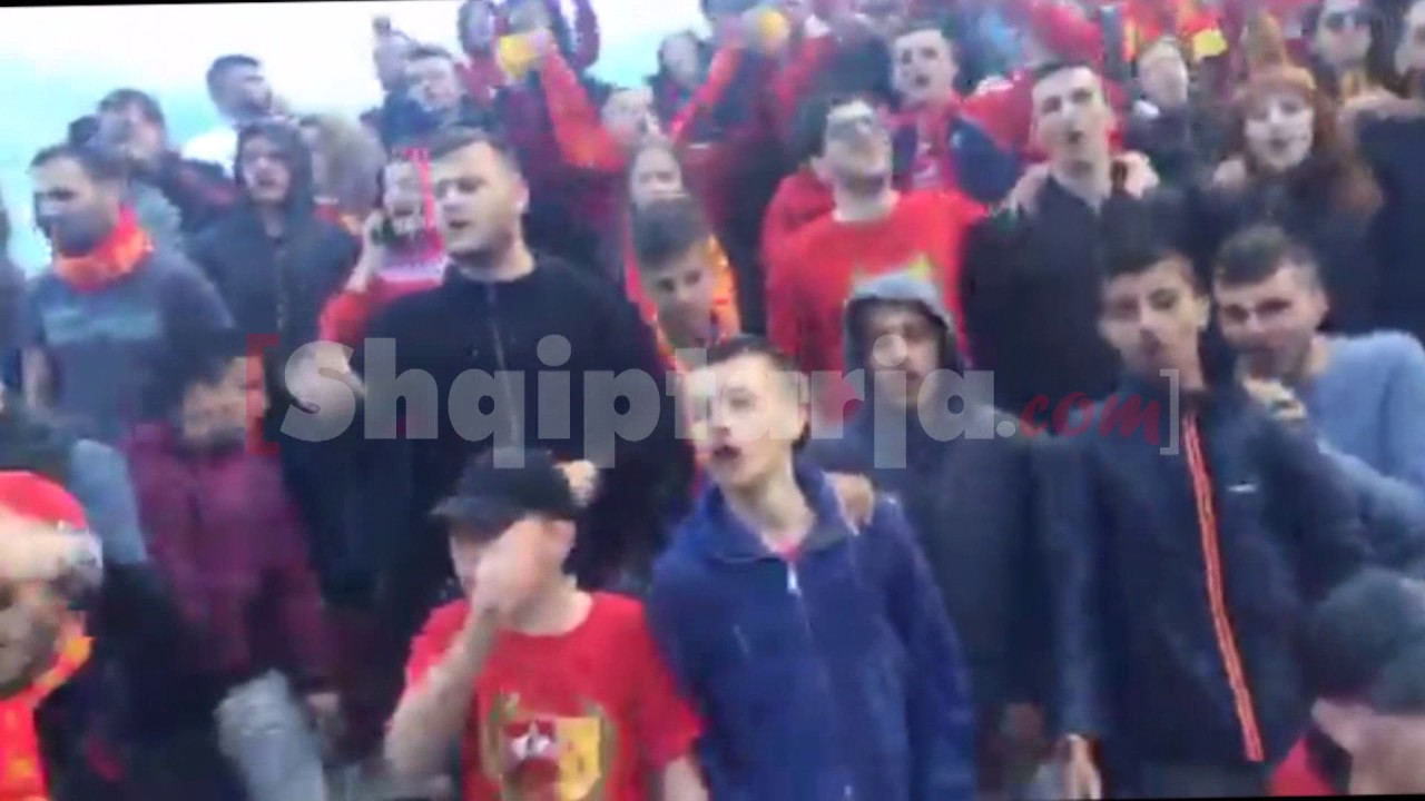 Tirana bie nga kategoria ja si festojnë tifozët e Partizanit