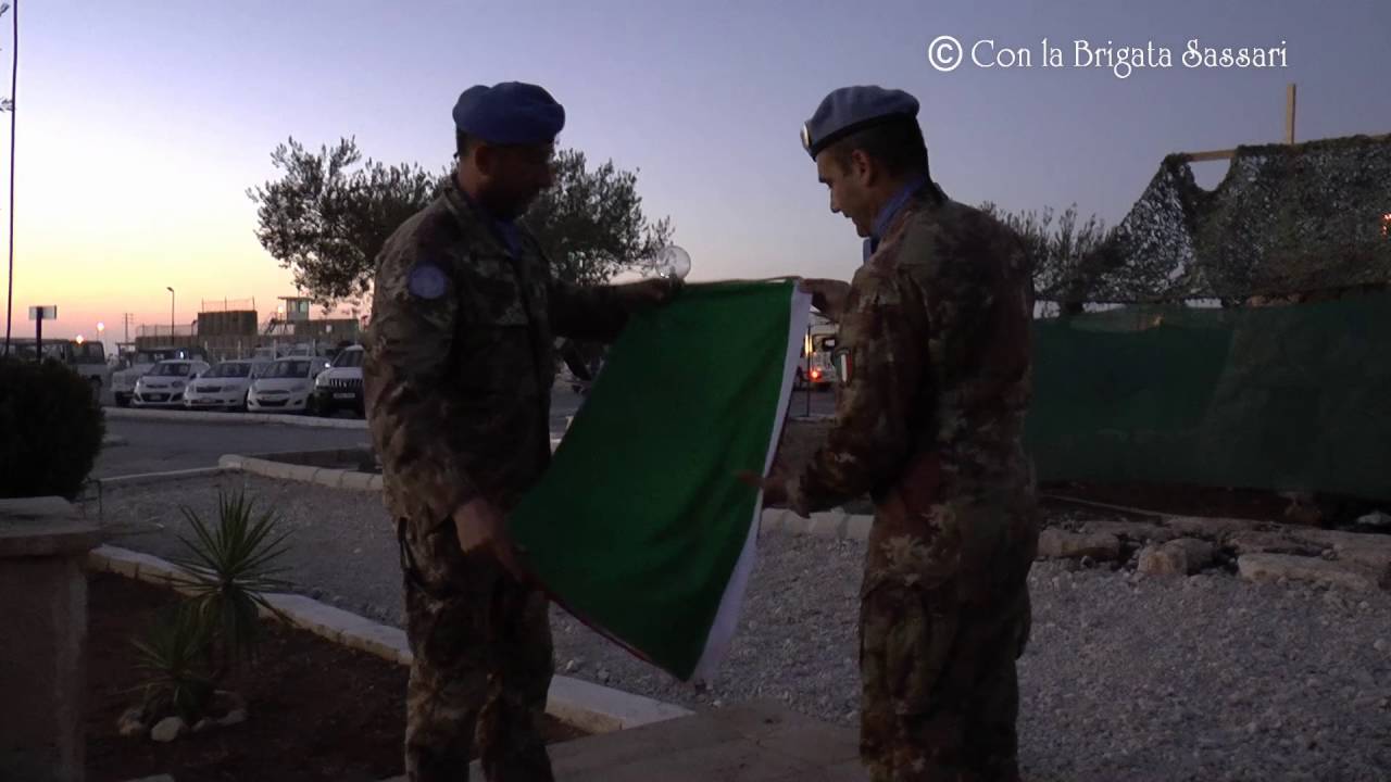 LIBANO: UNIFIL SW, CERIMONIA AMMAINA BANDIERA A SHAMA