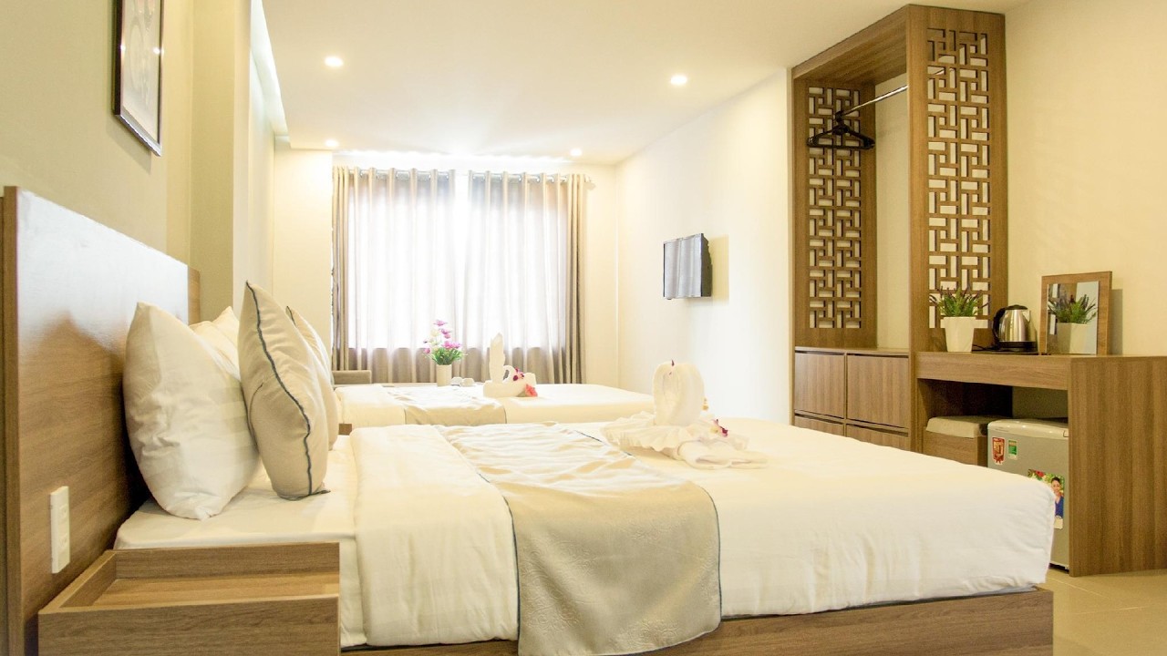 An Hoi Canary Hotel | Da Nang, Vietnam | Hotel Review 🛏️
