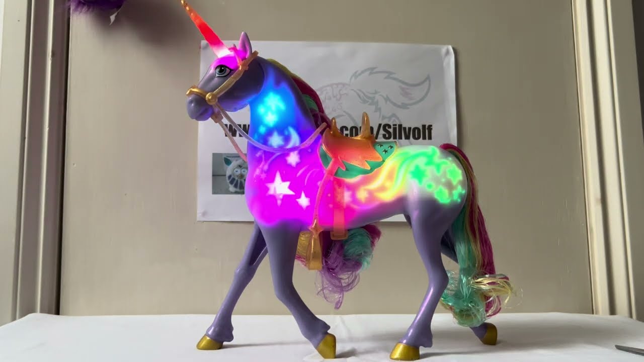 Unexpected Unboxing and Review - Unicorn Academy Light up Wildstar