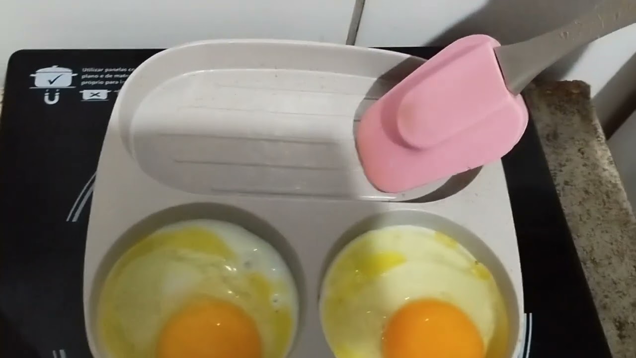 FRIGIDEIRA ANTIADERENTE COM 3 DIVISÕES (FRITA OVOS, HAMBÚRGUER, BIFE, FRANGO, PANQUECA, TAPIOCA)