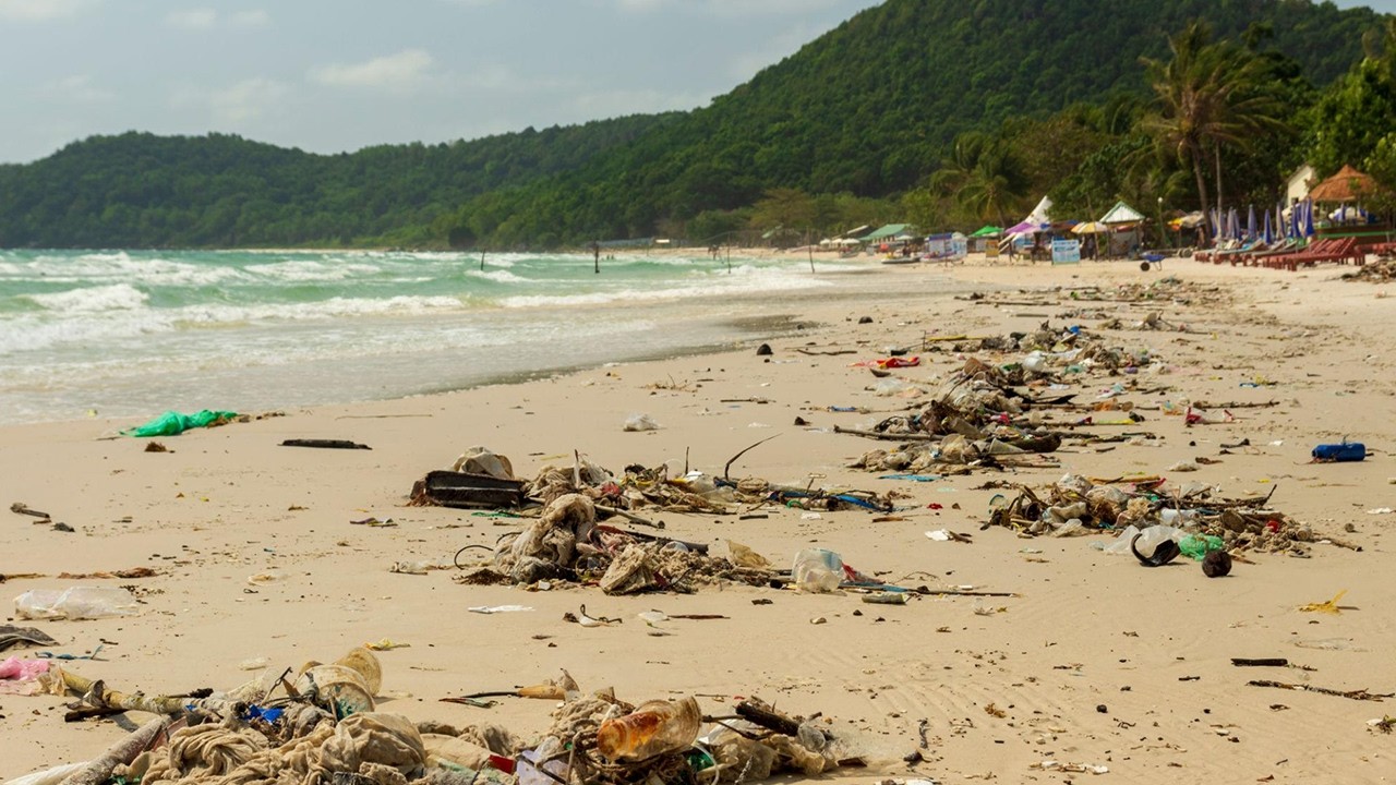 Kai Bay in Phu Quoc 🇻🇳 Covered in Trash? | What Happened to This Paradise [4K 60FPS] Walking Tour